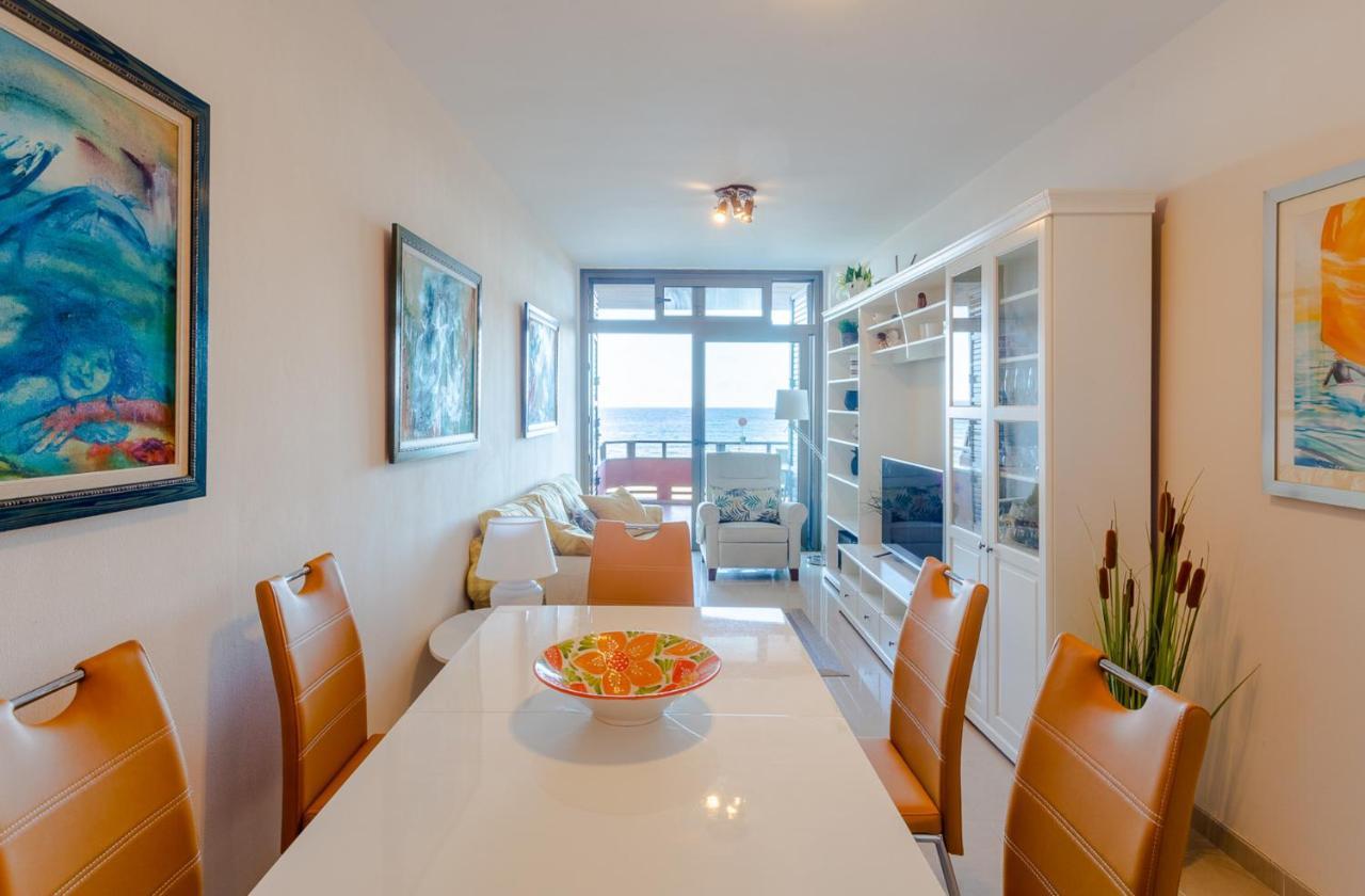 Front Line Beach With Fantastic Terrace. 特尔德 外观 照片